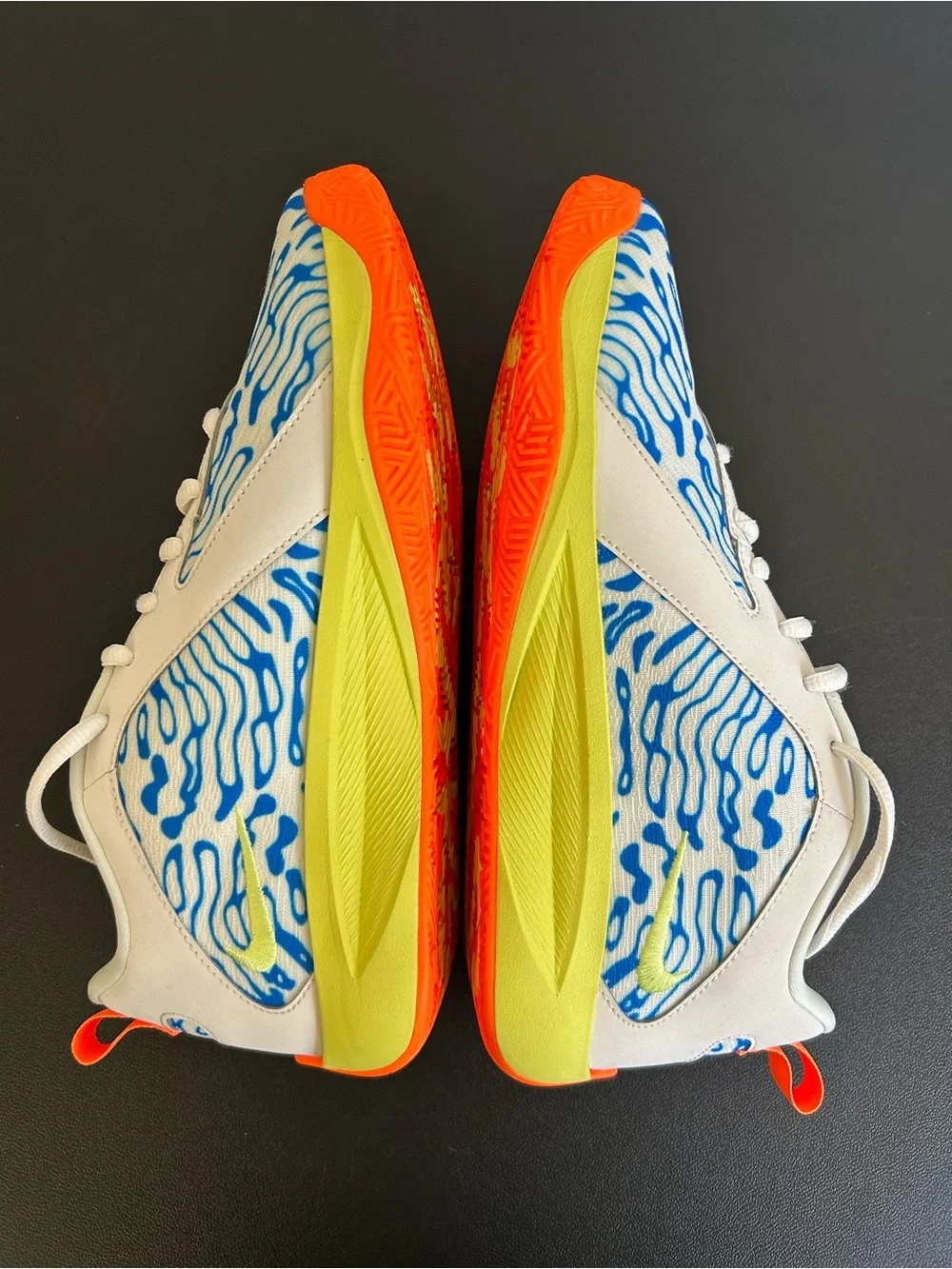 NIKE FREAK 6 “Lenticular” Grade School Kids Basketball Sneakers Size 7Y
